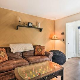 The Cottages: Ski-In/Ski-Out Condo at Eagle Point!, hotel u gradu 'Beaver'