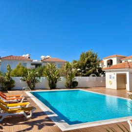 Mythical Sands Holiday Apartment, hotel di Paralimni