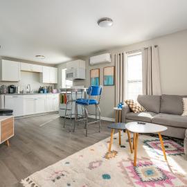 Cozy 1 bed APT near Five Points! Bring your pets!, hotel i Columbia
