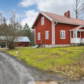 Cozy Home In Charlottenberg With Wifi, хотел в Шарлотенберг