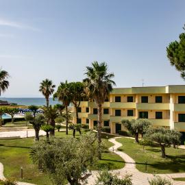 Hotel Village Paradise, hotel Mandatoriccio Marinában