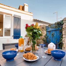 Jolie maison avec cour pour 5 personnes