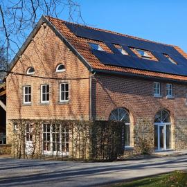 Holiday Home in Wallonie with Terrace