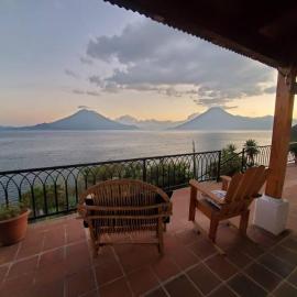 Casa Laguna: Best View In The World: Santa Cruz La Laguna'da bir otel