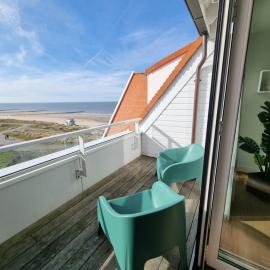 Penthouse Windkracht 10 aan het strand van Cadzand