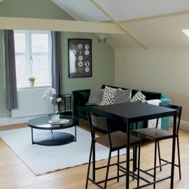 1 Bed Loft - Sleeps 2 - Parking - Wifi