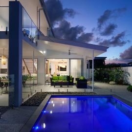 10 Belle Mare Avenue، فندق في Yaroomba