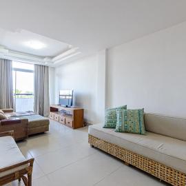 Excelente apartamento no melhor point de Itaúna a 100 m da praia, hotel u gradu Sakvarema