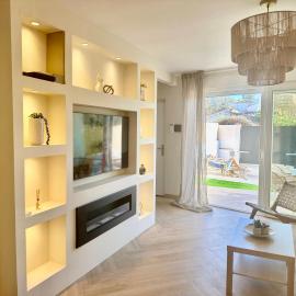 Benalmádena Beach House- Luxe house, prime location near Puerto Marina&Beach, hotel in Benalmádena