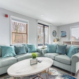 Luxury 3Bed Private Apartment Near Manhattan โรงแรมในนิวโรแชล