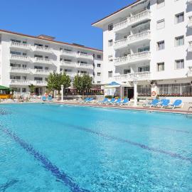 Europa Family Apartments, hotel sa Blanes