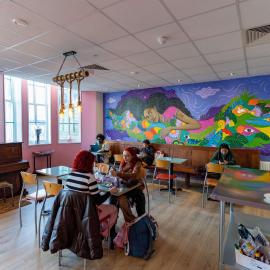 लंदन में, होटल Hostelle - women only hostel London