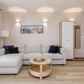 Pet-Friendly Apartment with Air Conditioning Jagiellońska by Noclegi Renters, hotel i Darłówko