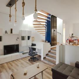near the port, wide, confortable, WI-FI, terrace, aircon, Hotel in Morro Jable