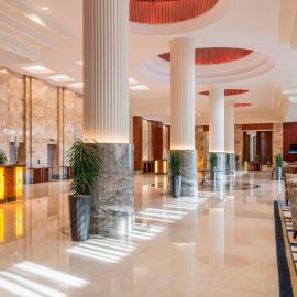 Sheraton Oman Hotel, Muscat, מלון במוסקט