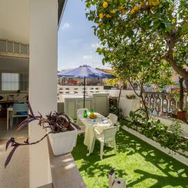 Monolocale Gio, hotel a Carbonia