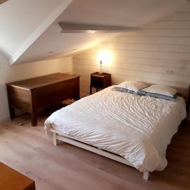 Jolie SUITE de 28m² - LA HUME Centre, hotel in Gujan-Mestras