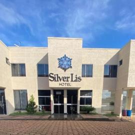 Silver Lis Hotel, hotel in Acailandia