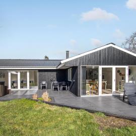 Stunning Home In Hemmet With Kitchen