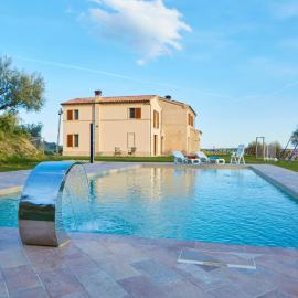 Agriturismo Nido delle Rondini, hotel in Macerata