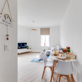 Modern, bright and spacious apartment