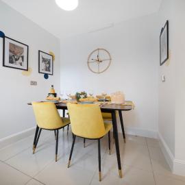1 bed house, Free on street parking, Central