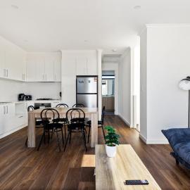 Swainson on College, Hotel in Port Adelaide
