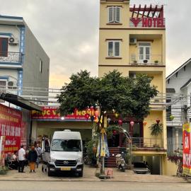 Khách Sạn Hà Phương, отель в Ниньбине