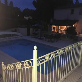 Studio privé, ξενοδοχείο σε Cazilhac