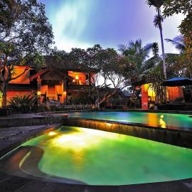 De Munut Balinese Resort, hotel u Ubudu