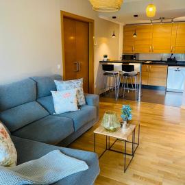 Apartamento Aldeana، فندق في يانس