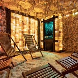 Willa pod Warszawą & SPA & Grota Solna, khách sạn ở Rybie
