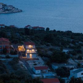 Apartments Sucic, hotel in Sevid