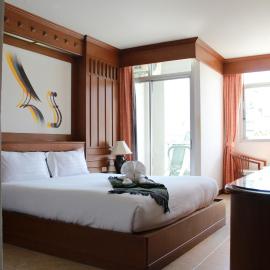 Talya Patong Hotel、パトンビーチのホテル