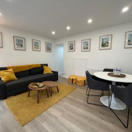 Riva, Appt rénové dans le bourg de Ouistreham
