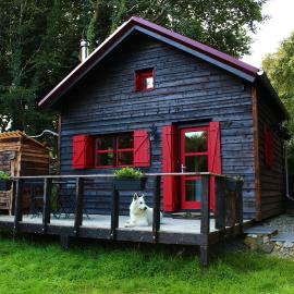 Chalet cosy en lisière de forêt, hotell sihtkohas Paule