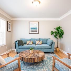 Modern Farmhouse Stay in Decatur, hotel i Decatur