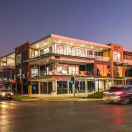 Indulge Apartments - City View Penthouses
