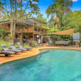 Family Acreage-Miniature Horses-Heated Pool w Slide