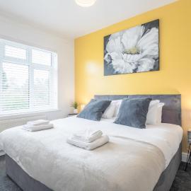 Cambridge Home Suite 5