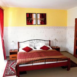 Hotel Vysocina, hotel em Chotebor