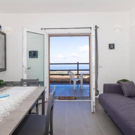 Appartamento trilocale vista mare FT4