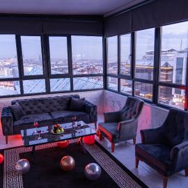 Heraldic Room Hotel, hotell i Esenyurt
