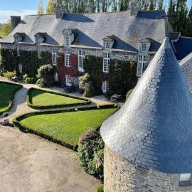 Manoir de la Bégaudière: Dol-de-Bretagne şehrinde bir otel