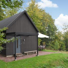 Awesome Home In Östra Sönnarslöv