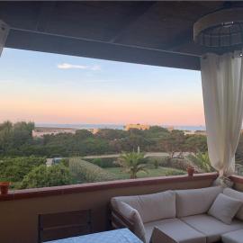 Trilocale Vista Asinara a 200mt da La Pelosa, hotel v destinaci Stintino