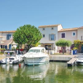 Beautiful Home In Aigues-Mortes With Wifi, hotel in Aigues-Mortes