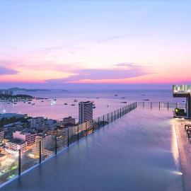 Central Pattaya Fully Equipped Condo Next to Beach