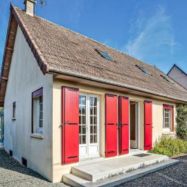 Amazing Home In Anneville Sur Mer, hotel in Anneville-sur-Mer