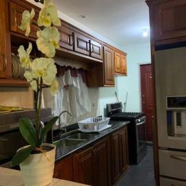 Comfortable home in San Fernando, Hotel in San Fernando